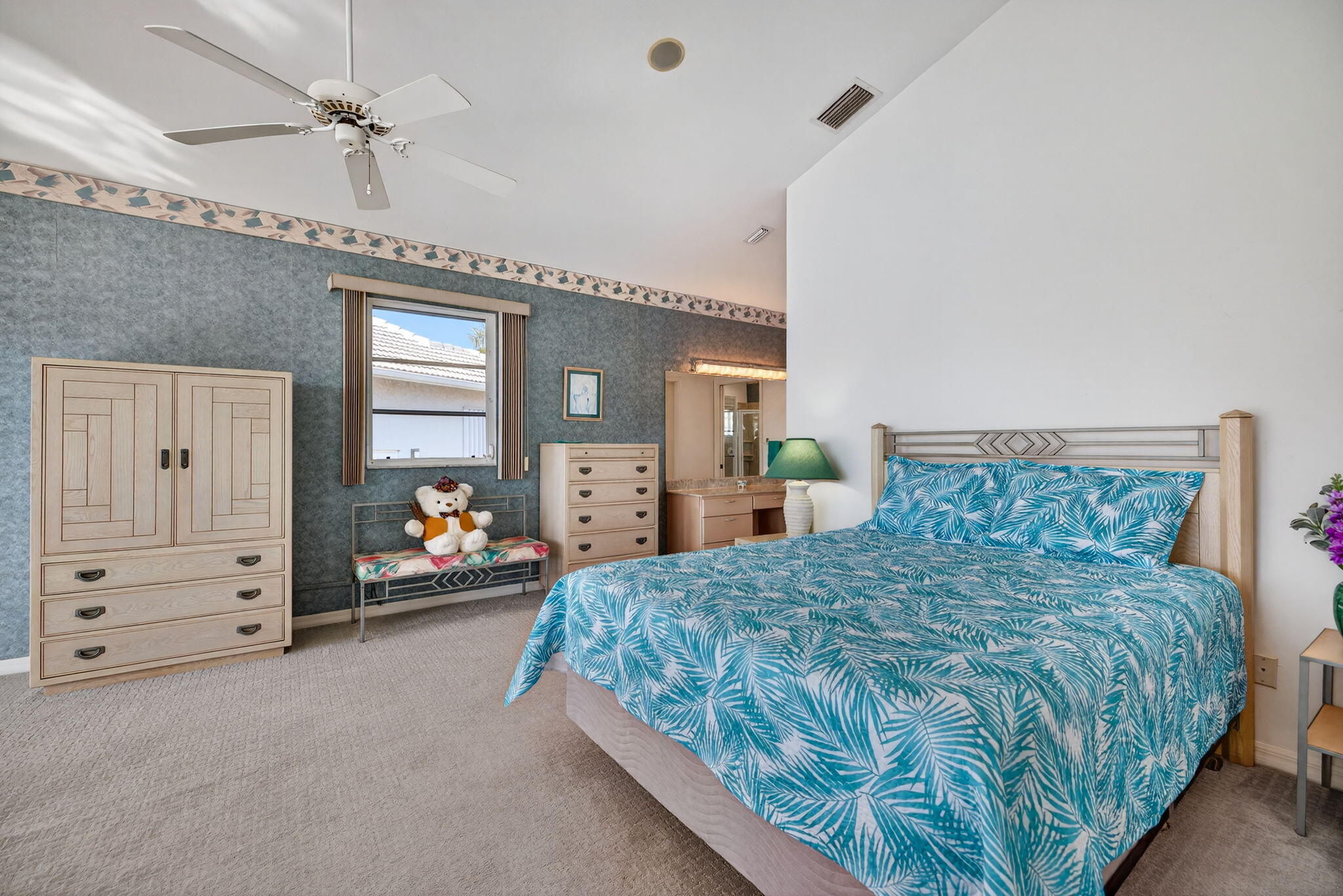 489 ADIRONDACK COURT