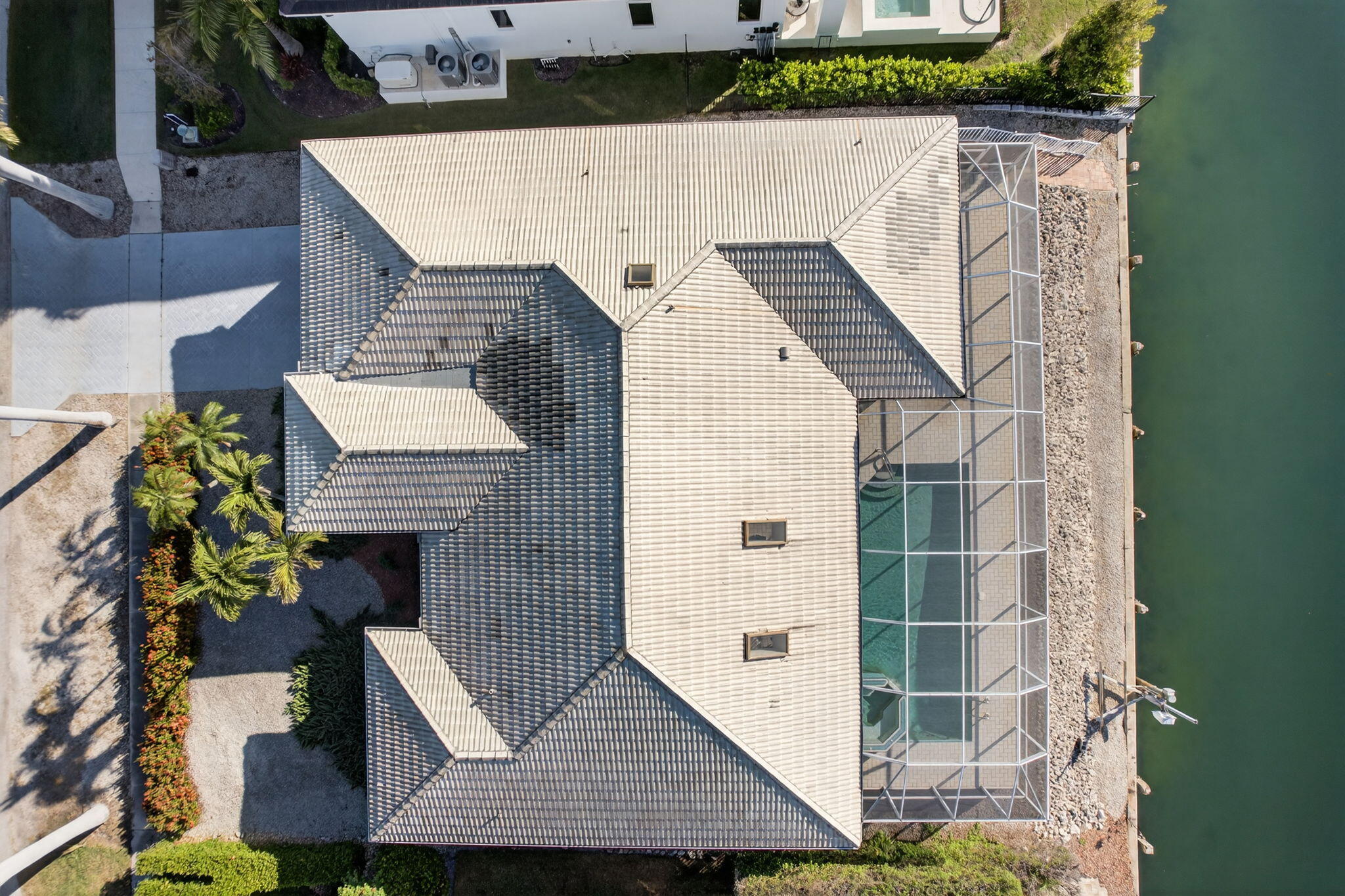 489 ADIRONDACK COURT