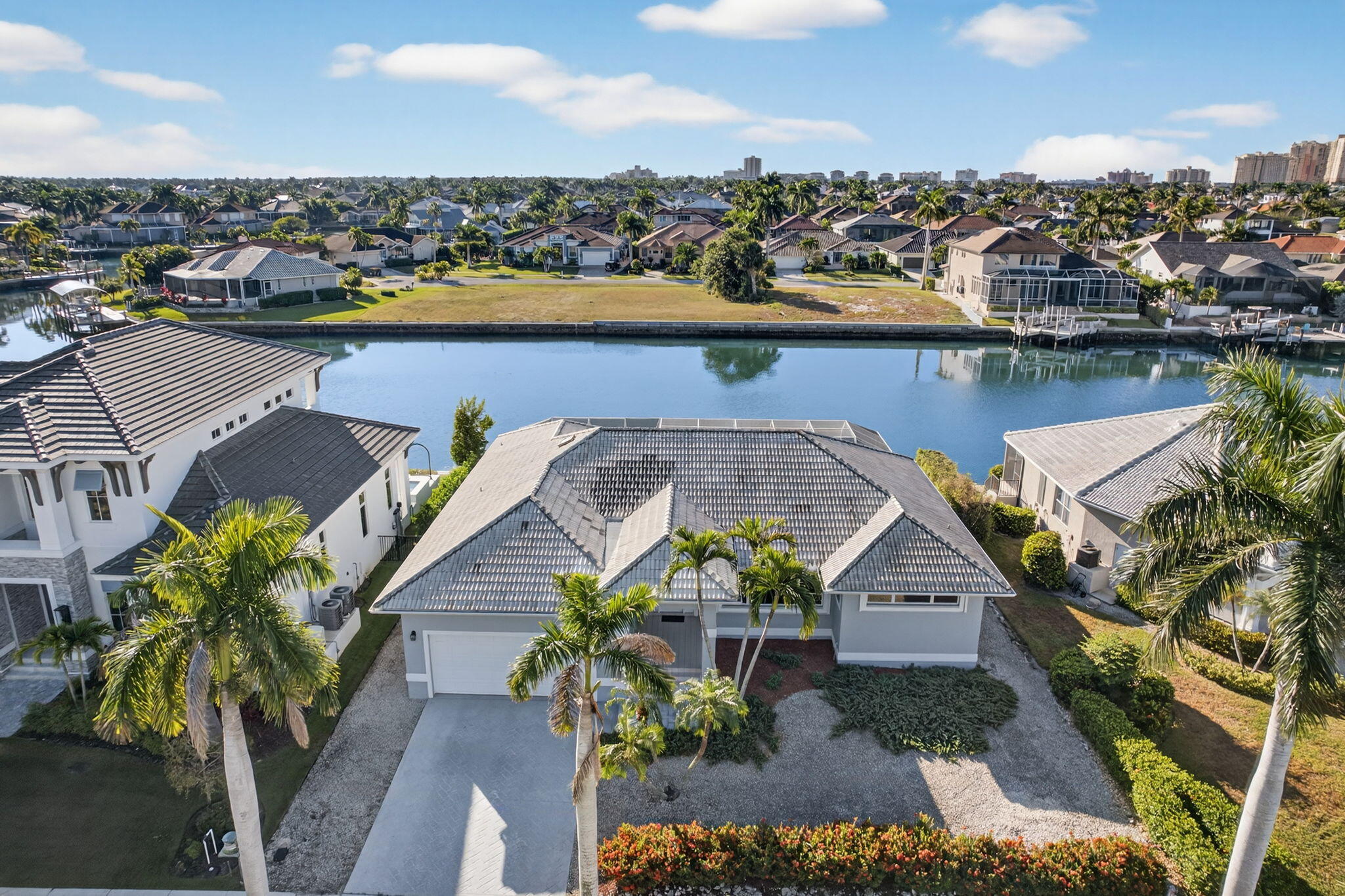 489 ADIRONDACK COURT