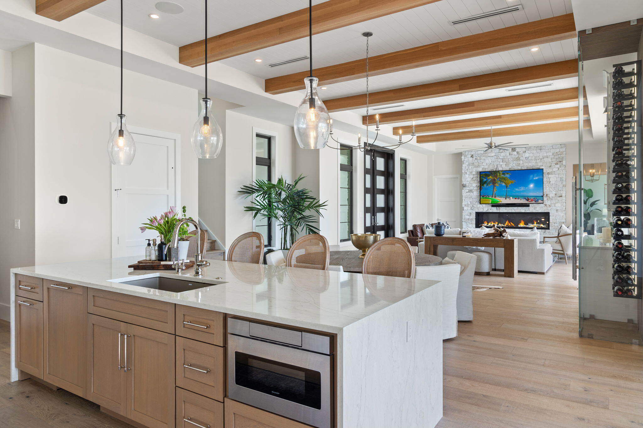 1113 LAMPLIGHTER COURT