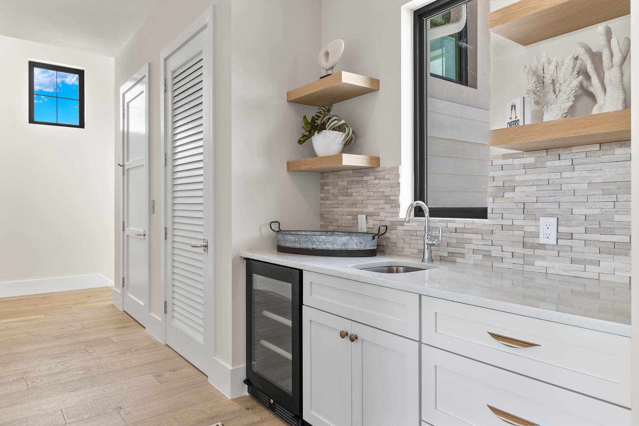 1113 LAMPLIGHTER COURT