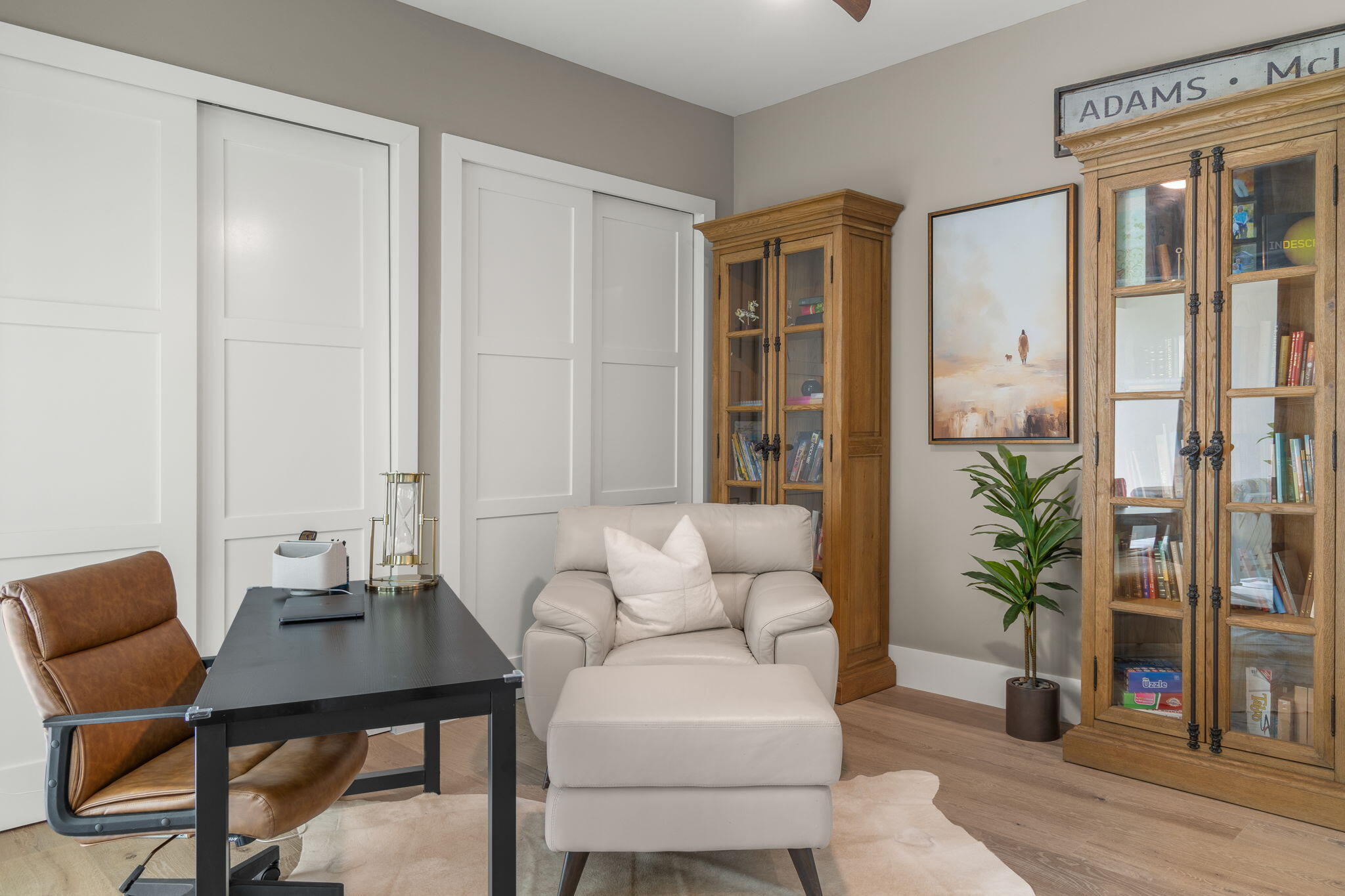 1113 LAMPLIGHTER COURT