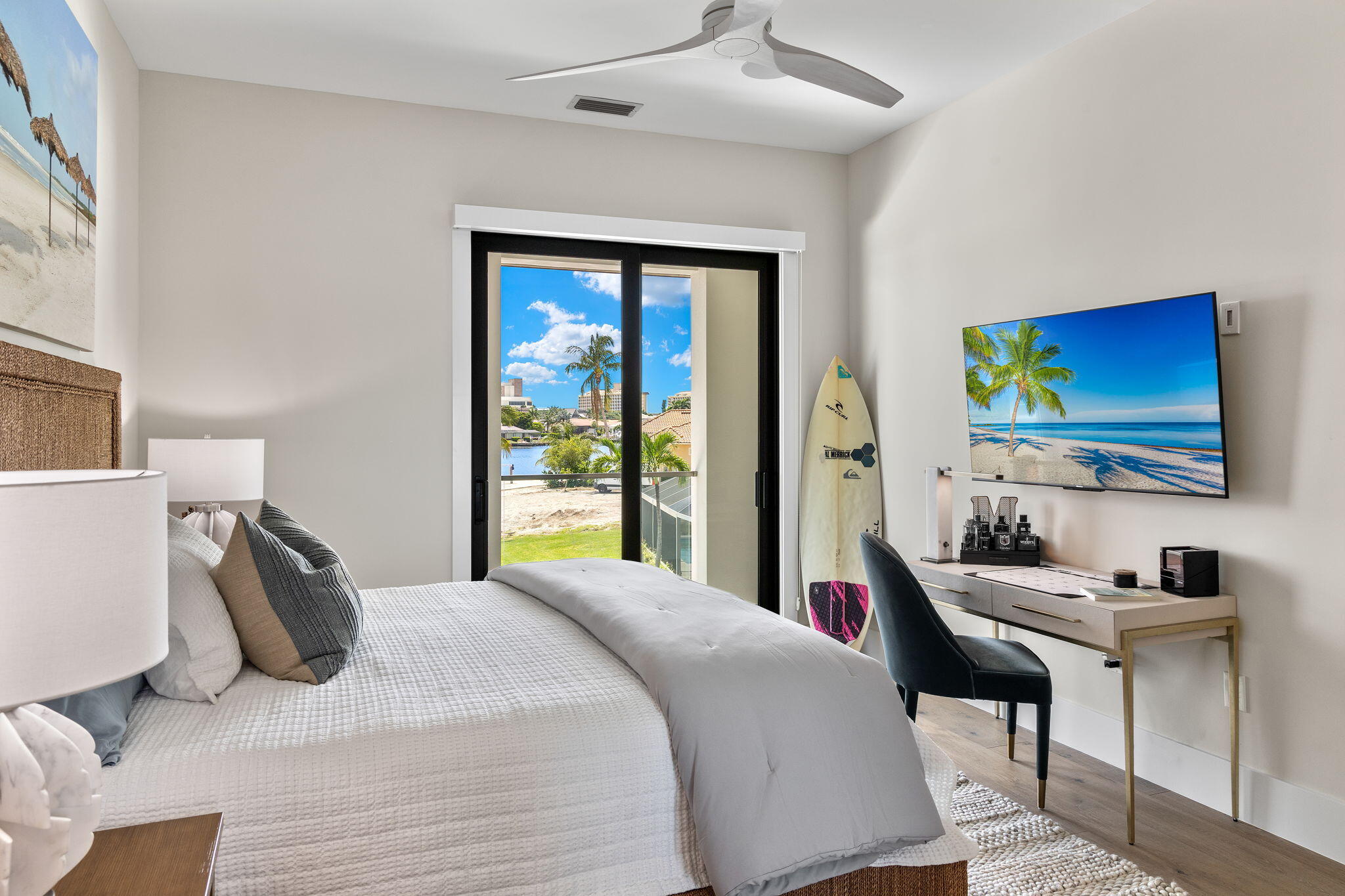 1113 LAMPLIGHTER COURT