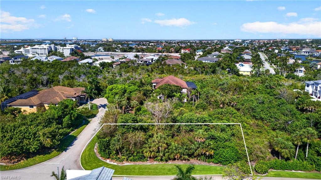 707 Waterside DR