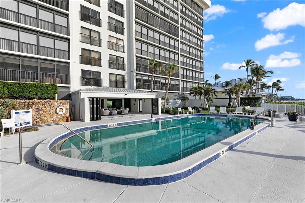 2171 Gulf Shore BLVD N # 502