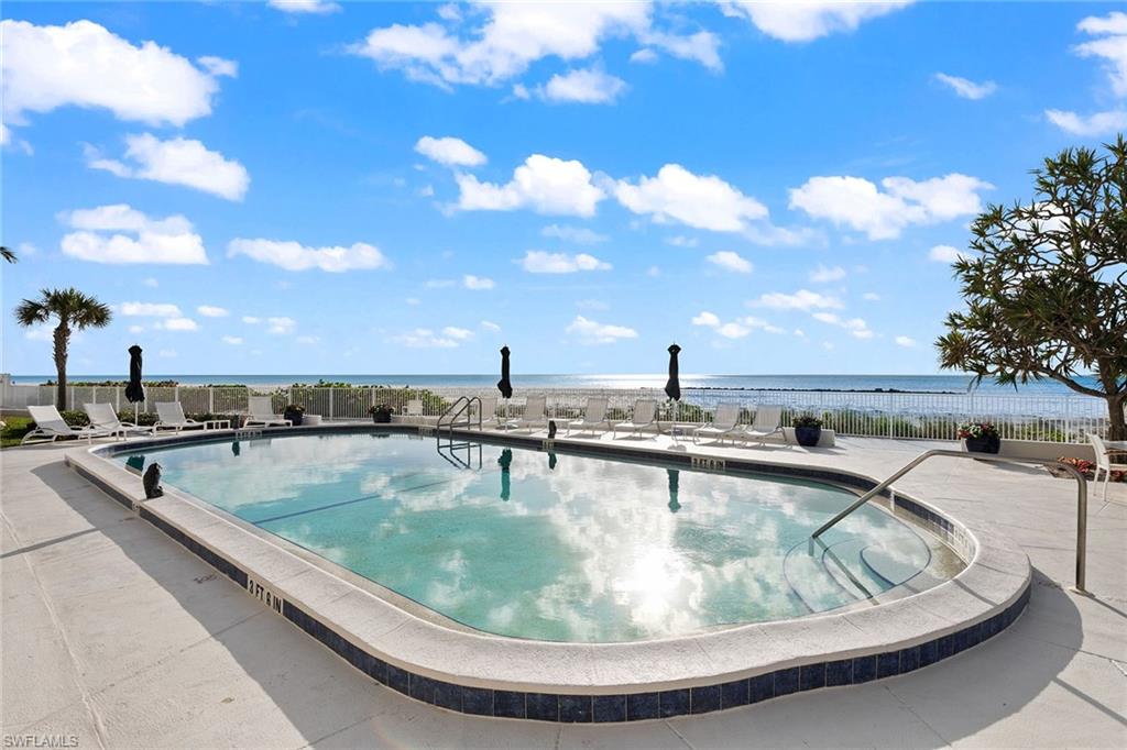 2171 Gulf Shore BLVD N # 502