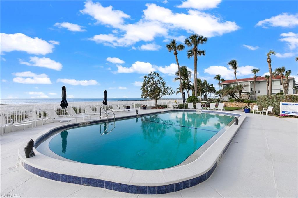 2171 Gulf Shore BLVD N # 502