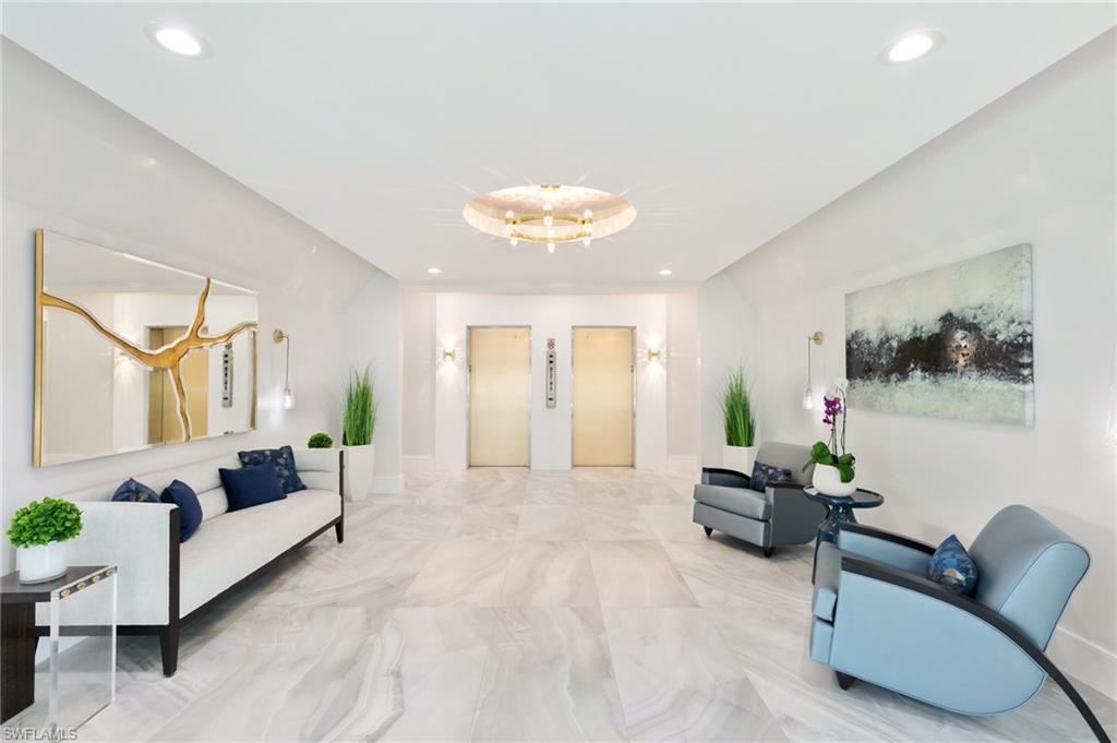 2171 Gulf Shore BLVD N # 502