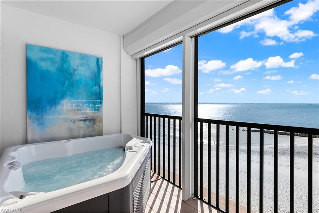 2171 Gulf Shore BLVD N # 502