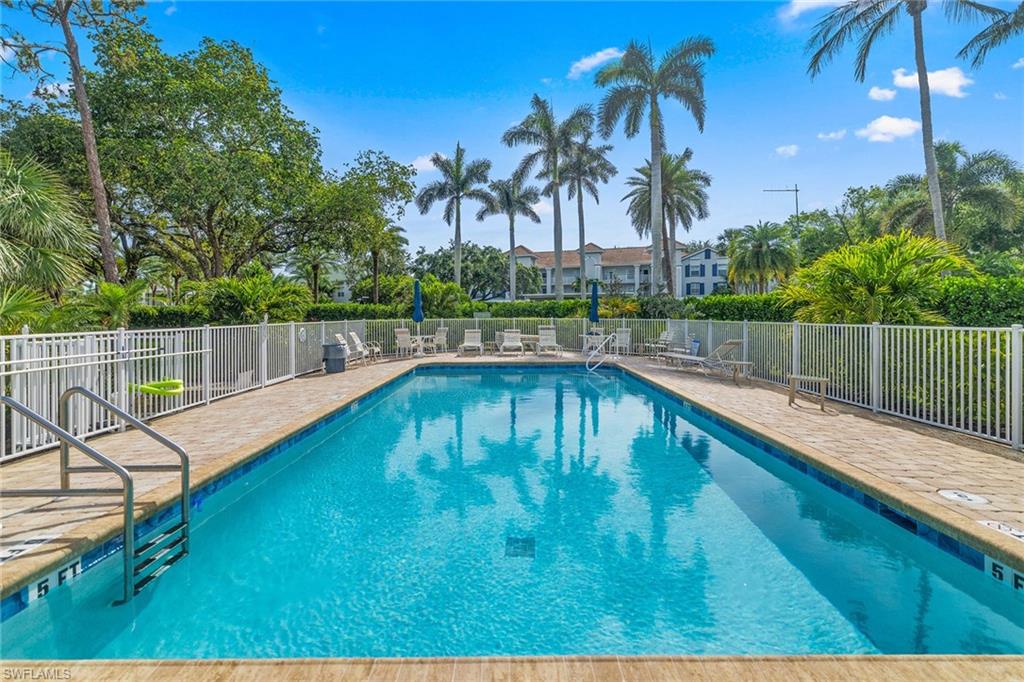 664 Wiggins Bay DR # B23