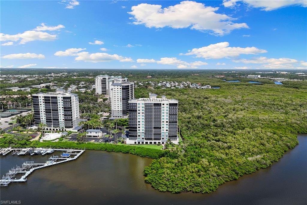 420 Cove Tower DR # 304