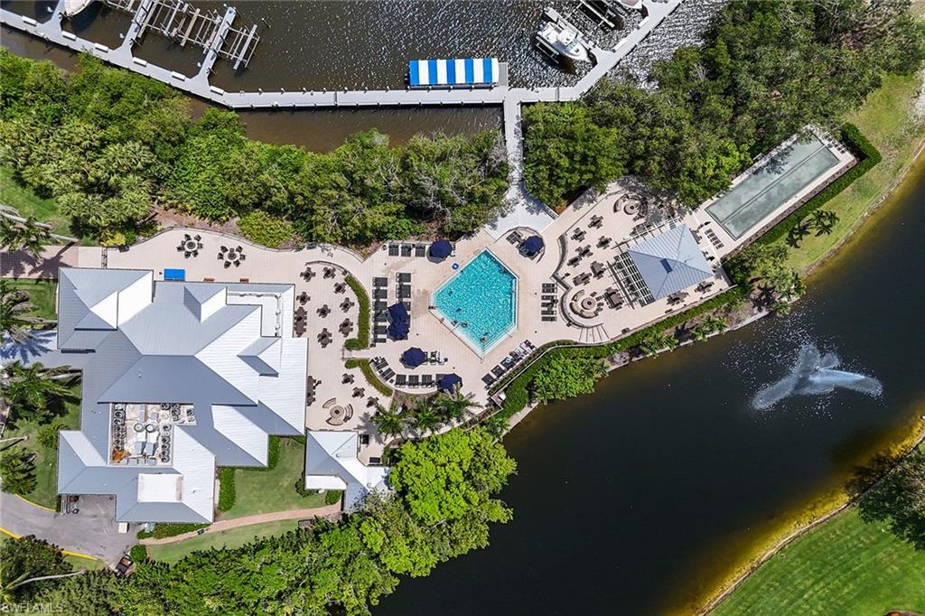 420 Cove Tower DR # 304