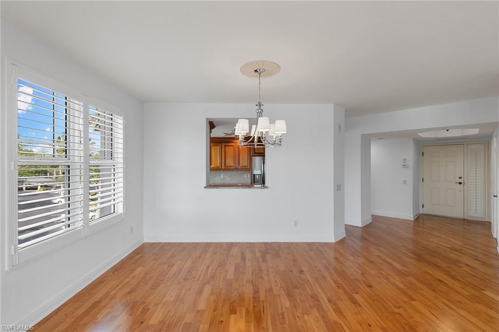 420 Cove Tower DR # 304