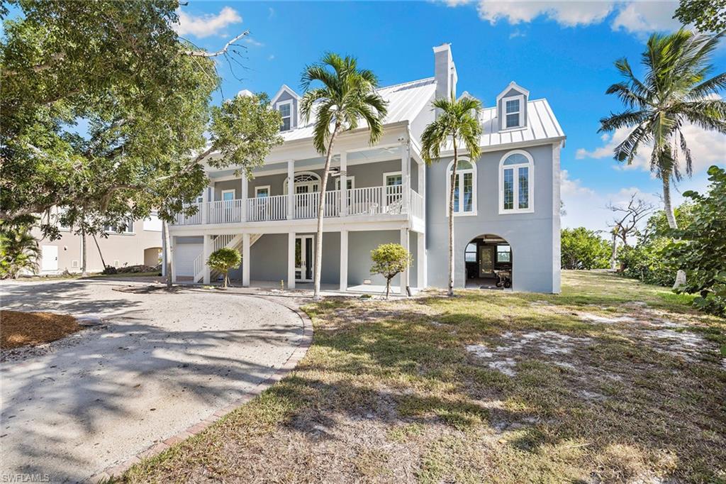 1069 Bird LN