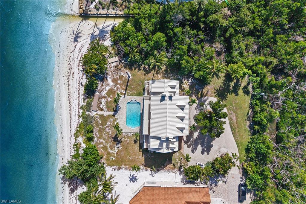 1069 Bird LN