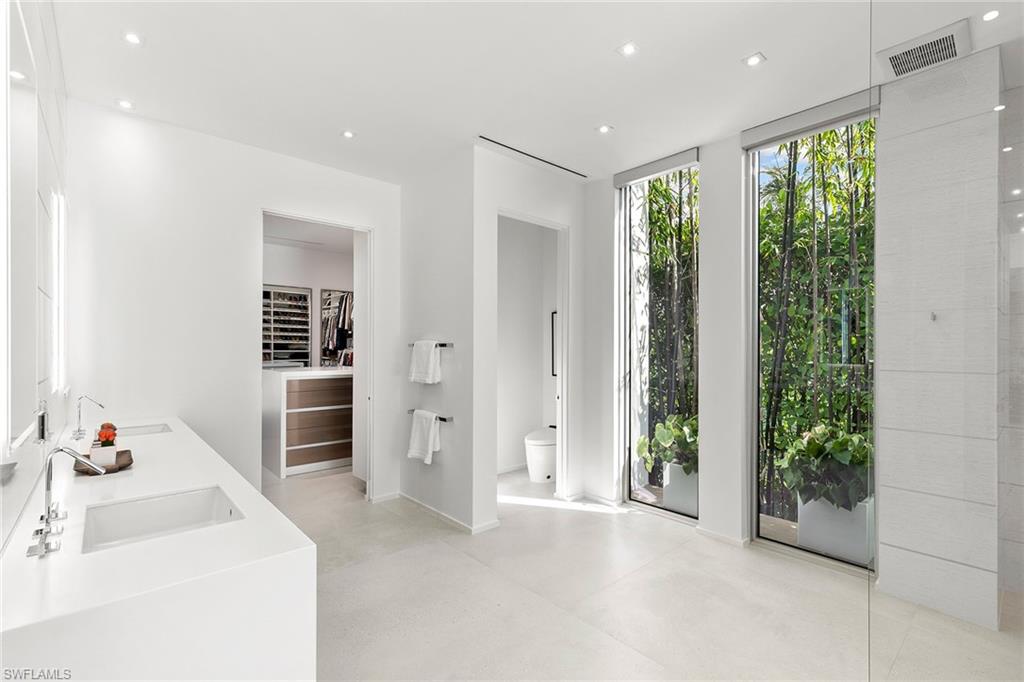 652 Bougainvillea RD