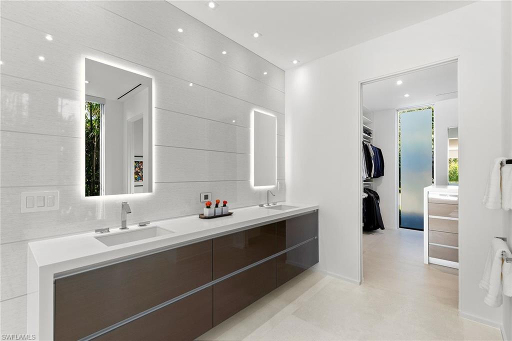 652 Bougainvillea RD