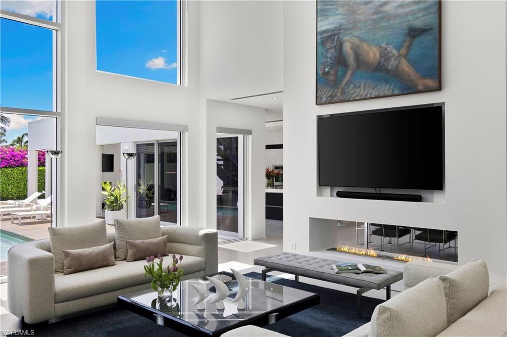 652 Bougainvillea RD