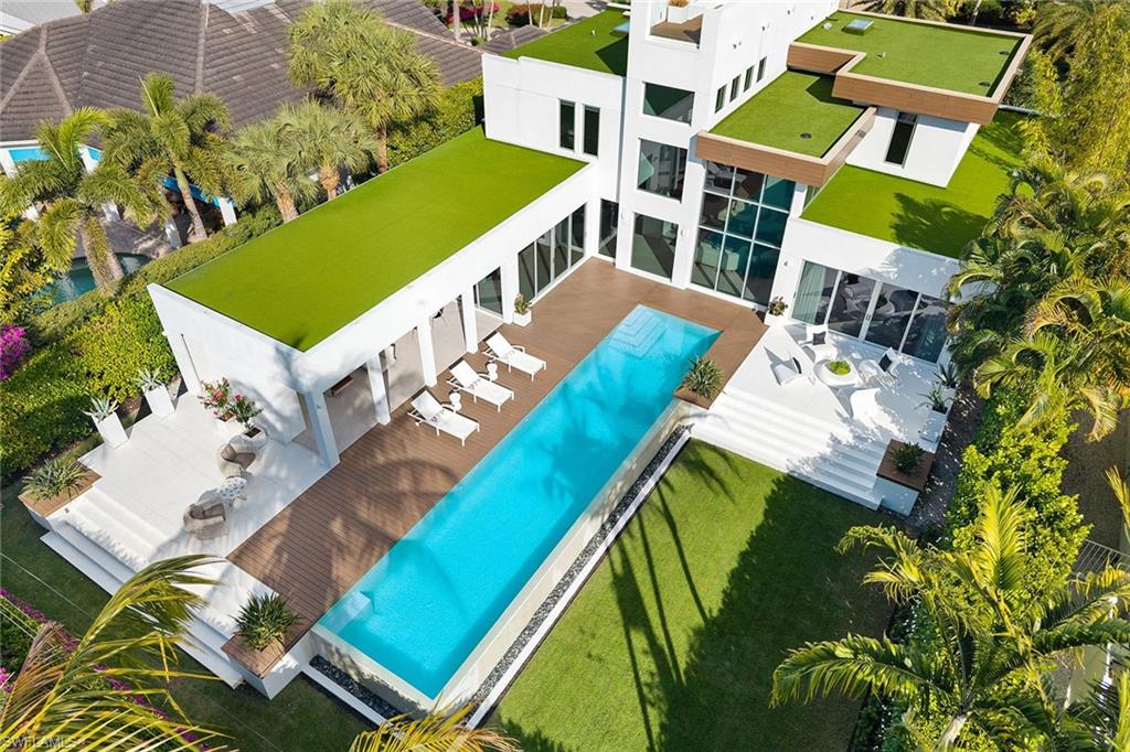 652 Bougainvillea RD