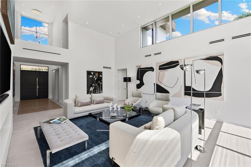 652 Bougainvillea RD