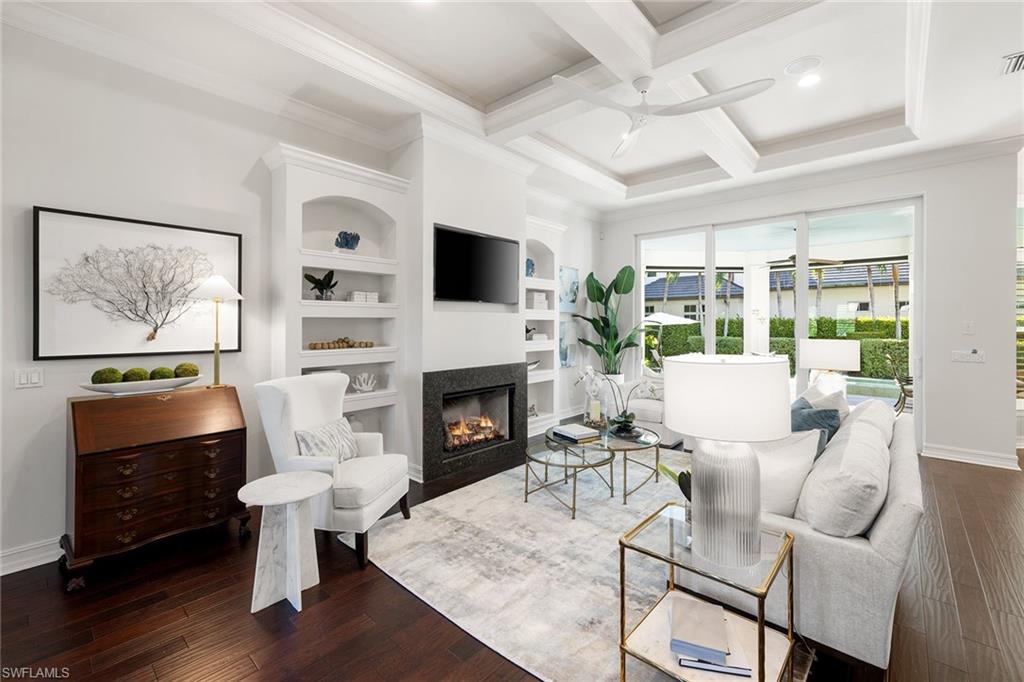 642 Bougainvillea RD