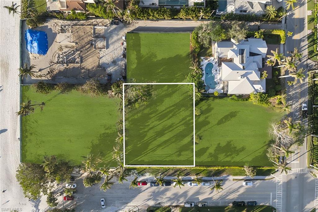 45 5TH AVE S, NAPLES