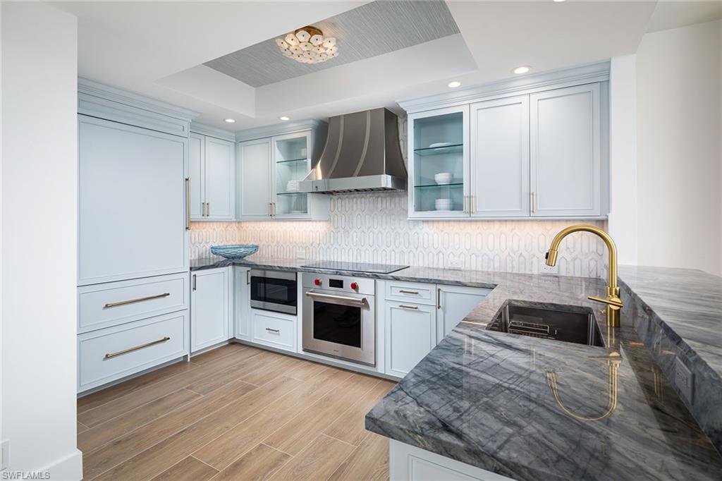 4000 Gulf Shore BLVD N # 1500, NAPLES Unit: 1500