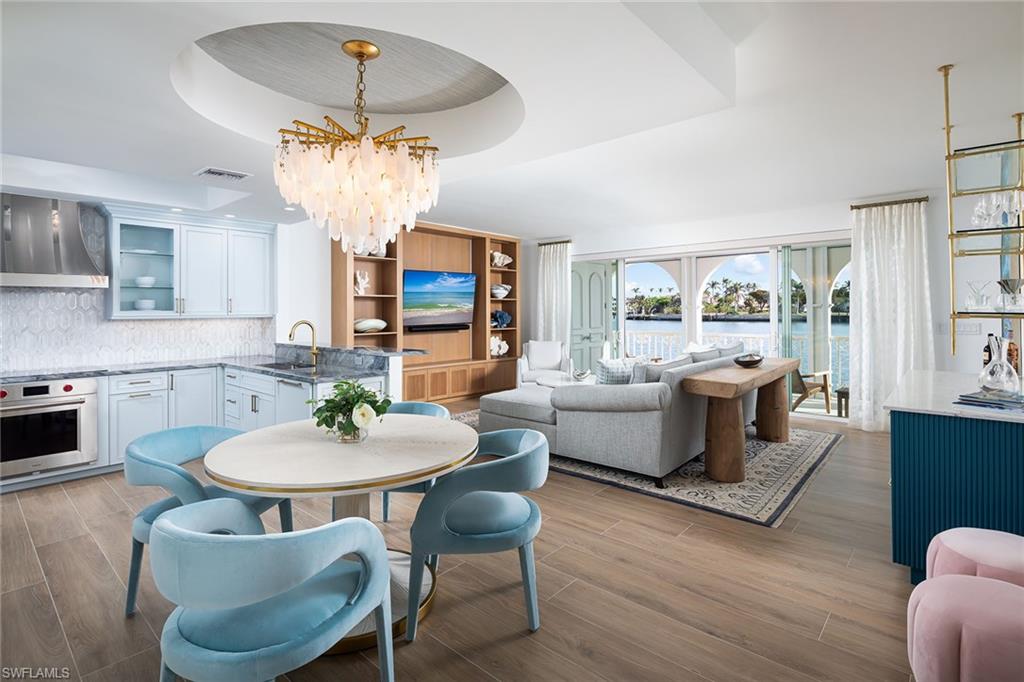 4000 Gulf Shore BLVD N # 1500, NAPLES Unit: 1500