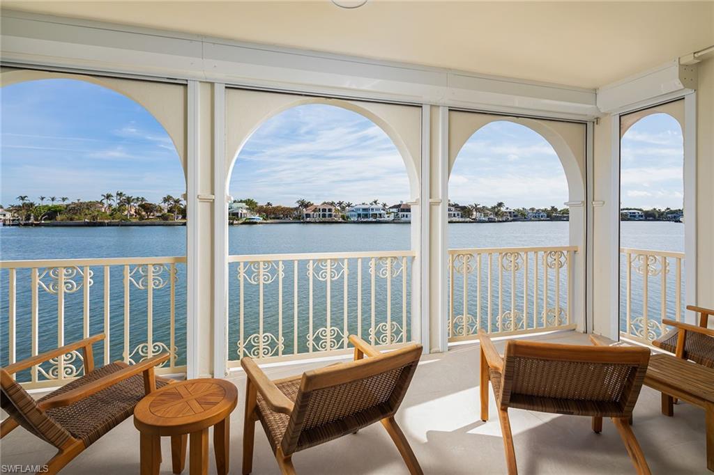 4000 Gulf Shore BLVD N # 1500, NAPLES Unit: 1500