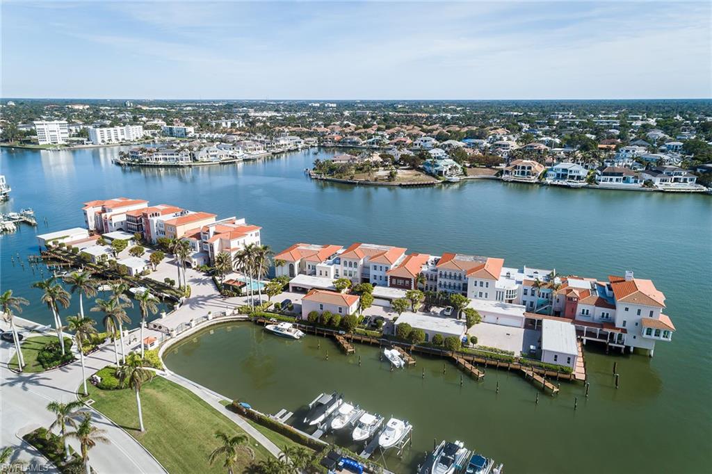 4000 Gulf Shore BLVD N # 1500, NAPLES Unit: 1500