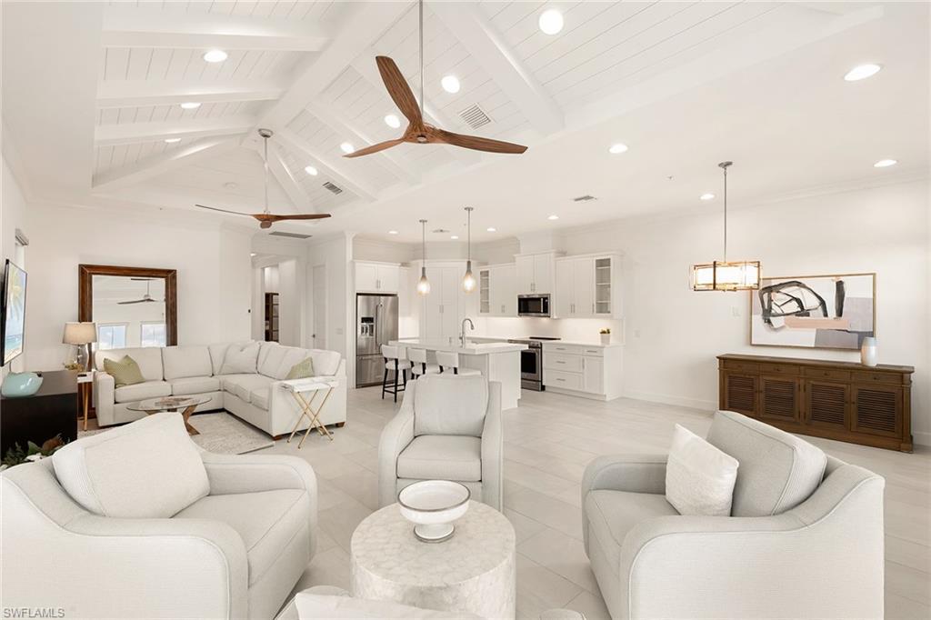 6585 Dominica DR # 201