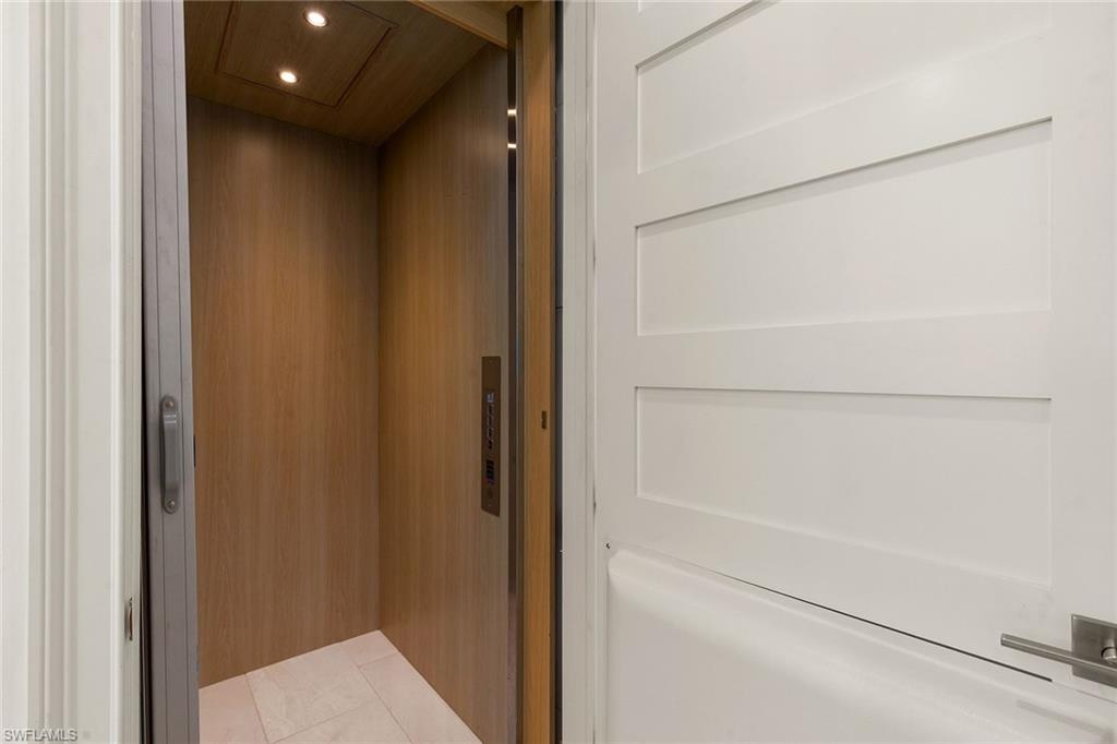 6585 Dominica DR # 201