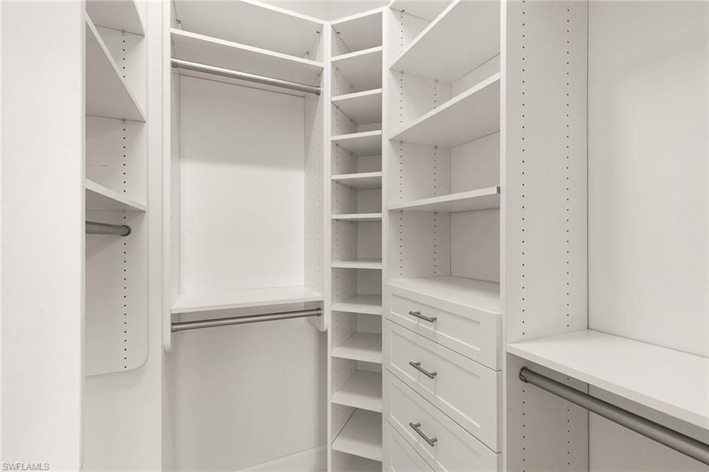 6585 Dominica DR # 201