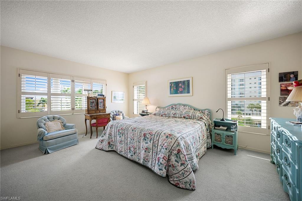 2885 Gulf Shore BLVD N # 304