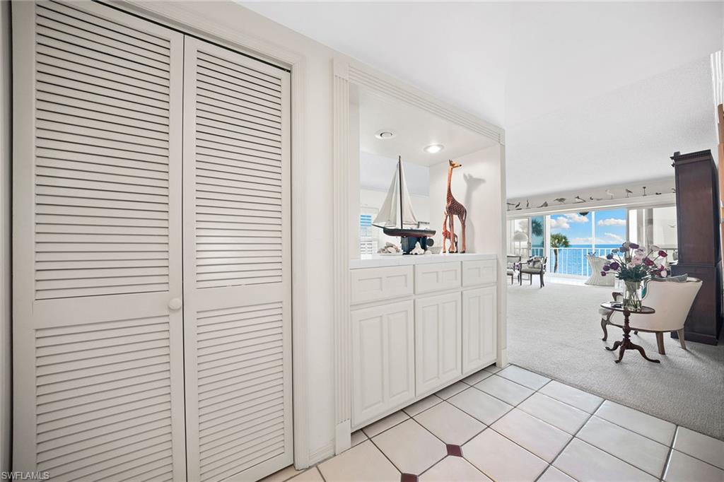 2885 Gulf Shore BLVD N # 304