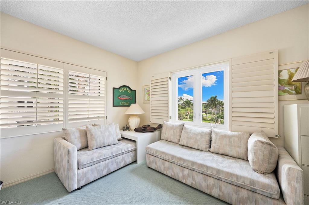 2885 Gulf Shore BLVD N # 304