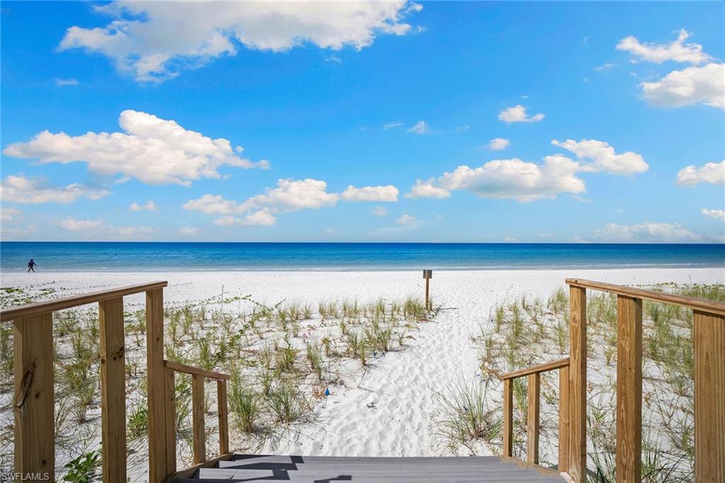 2885 Gulf Shore BLVD N # 304