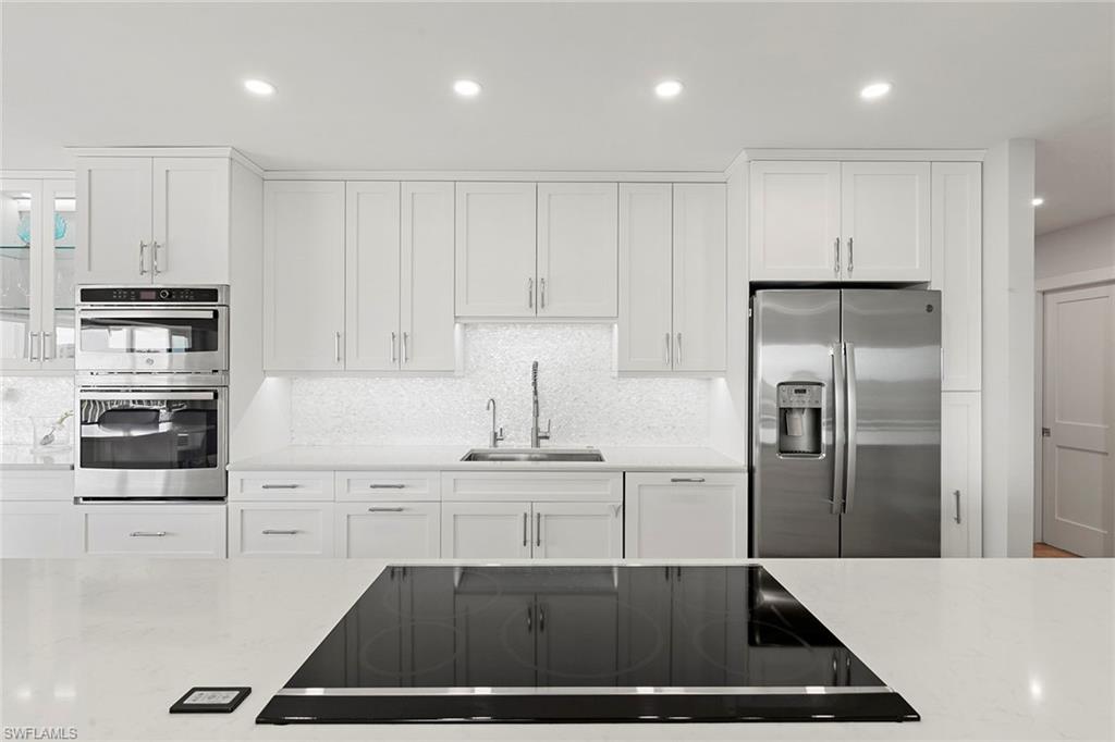 3401 Gulf Shore BLVD N # 506