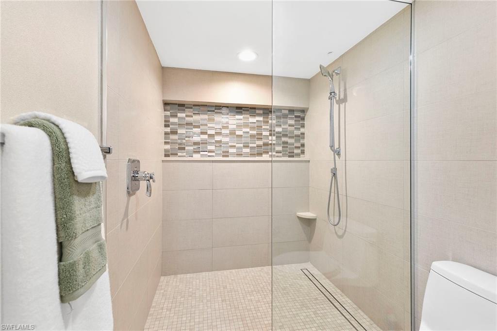 4551 Gulf Shore BLVD N # 1400