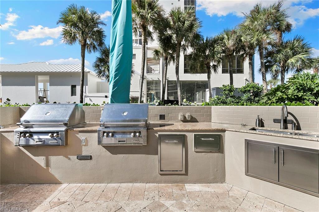 4551 Gulf Shore BLVD N # 1400