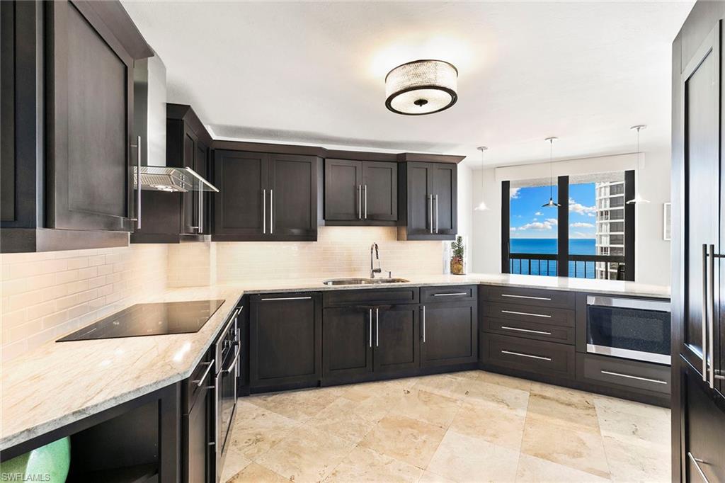 4551 Gulf Shore BLVD N # 1400