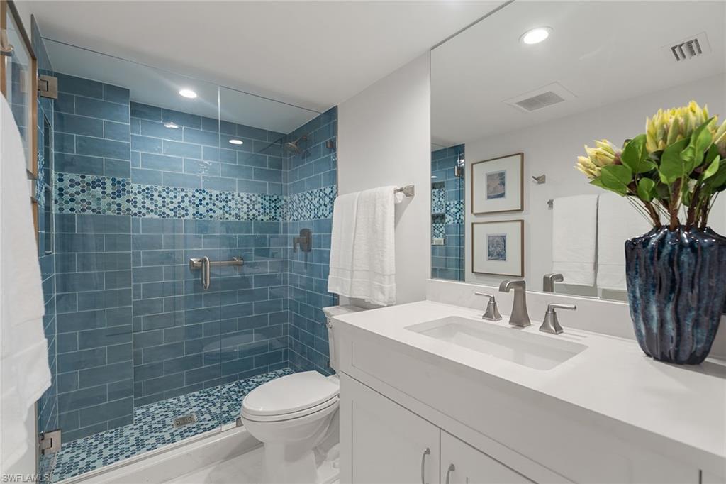 1919 Gulf Shore BLVD N # 101