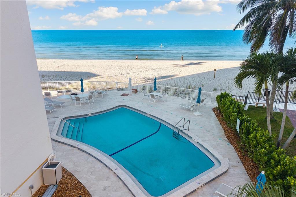 1919 Gulf Shore BLVD N # 101