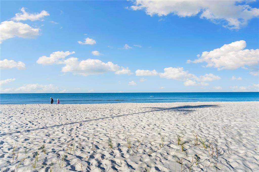 1919 Gulf Shore BLVD N # 101