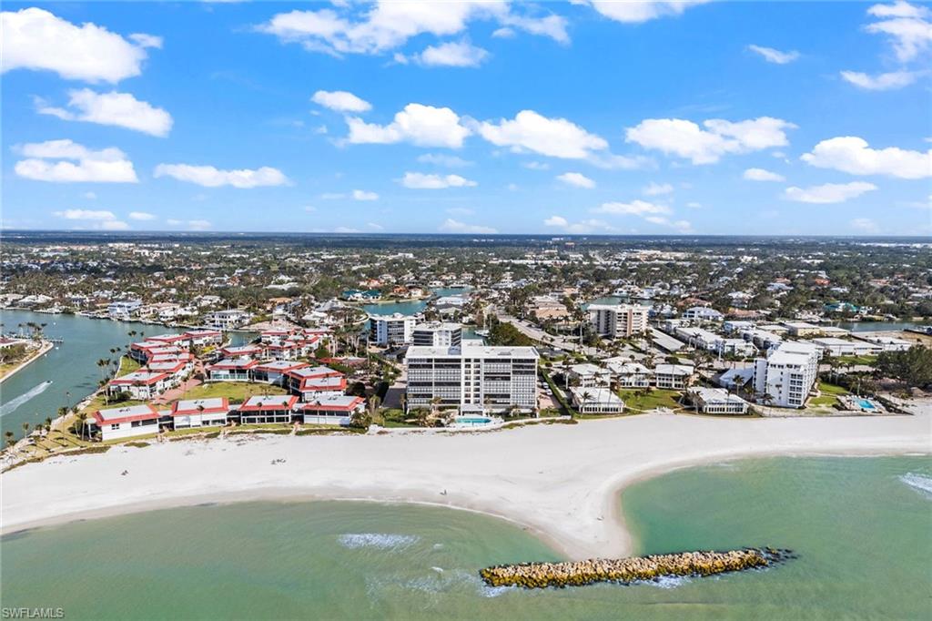 2171 Gulf Shore BLVD N # 104