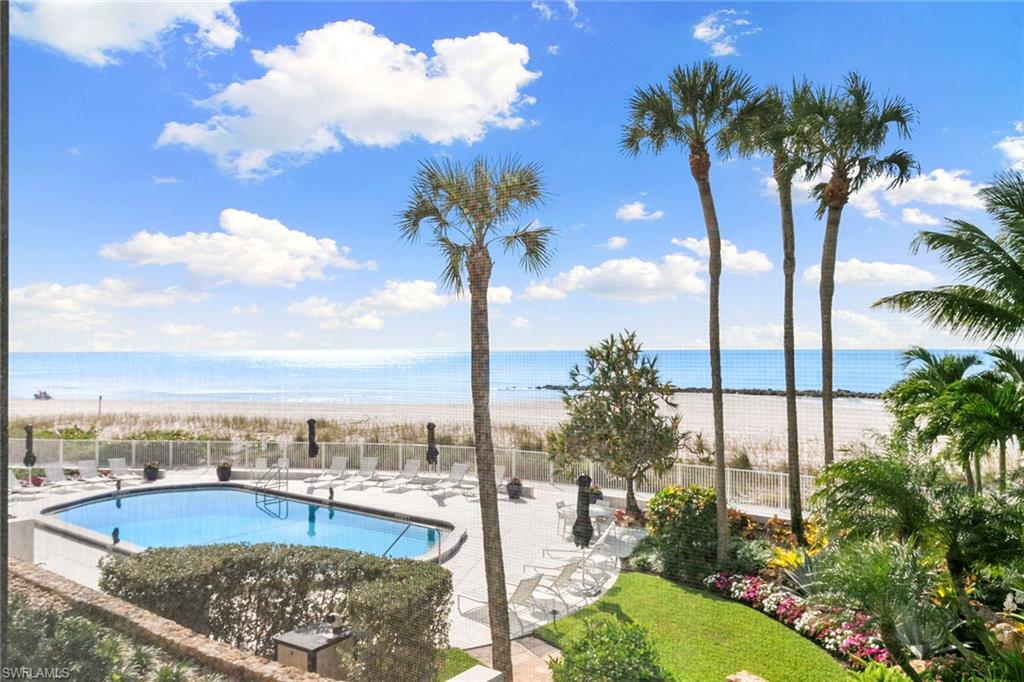 2171 Gulf Shore BLVD N # 104