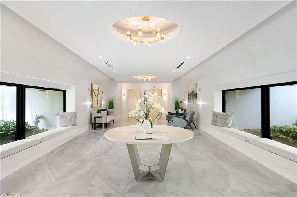 2171 Gulf Shore BLVD N # 104