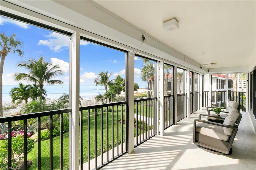 2171 Gulf Shore BLVD N # 104