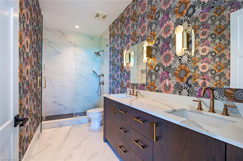 850 Central AVE # 304