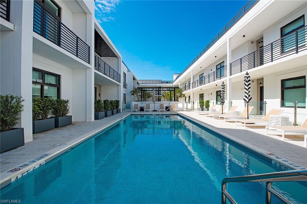 850 Central AVE # 304